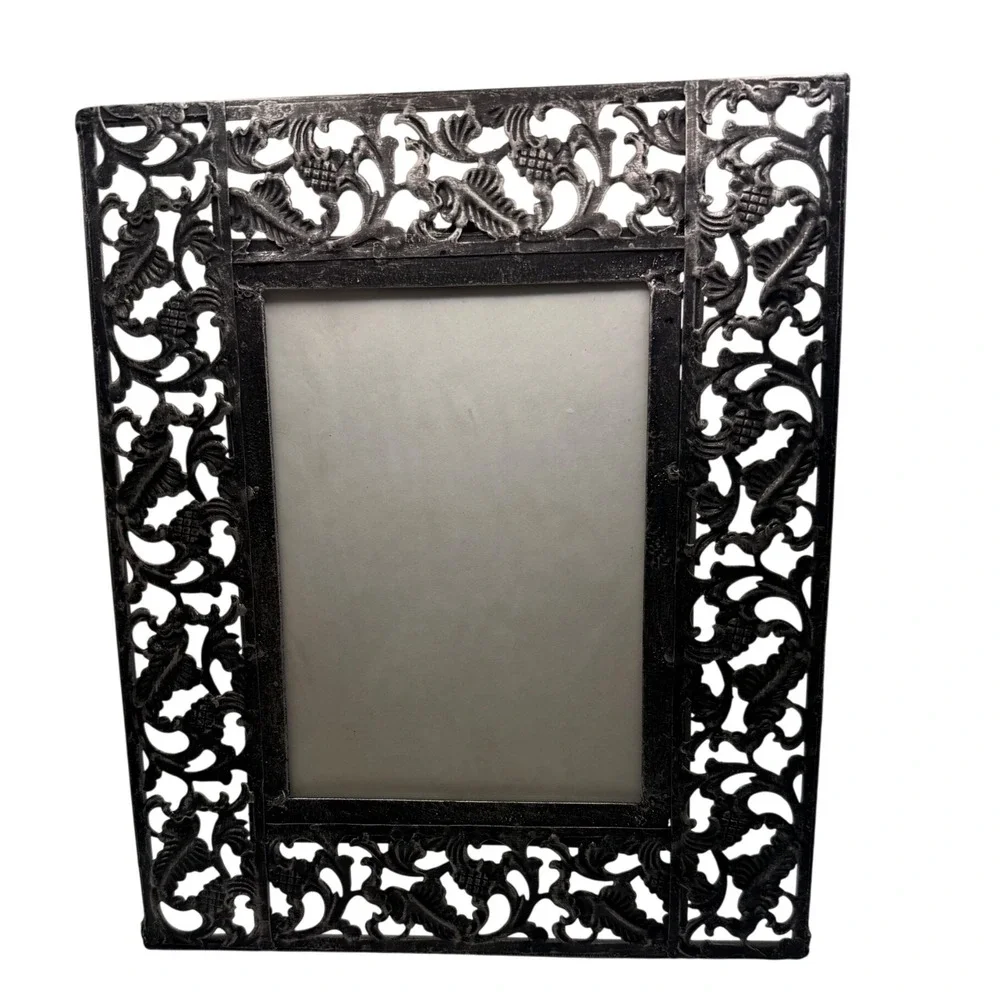 Vintage Ornate Cast Metal Filigree Photo Frame 5x7 Silver Black Scrollwork